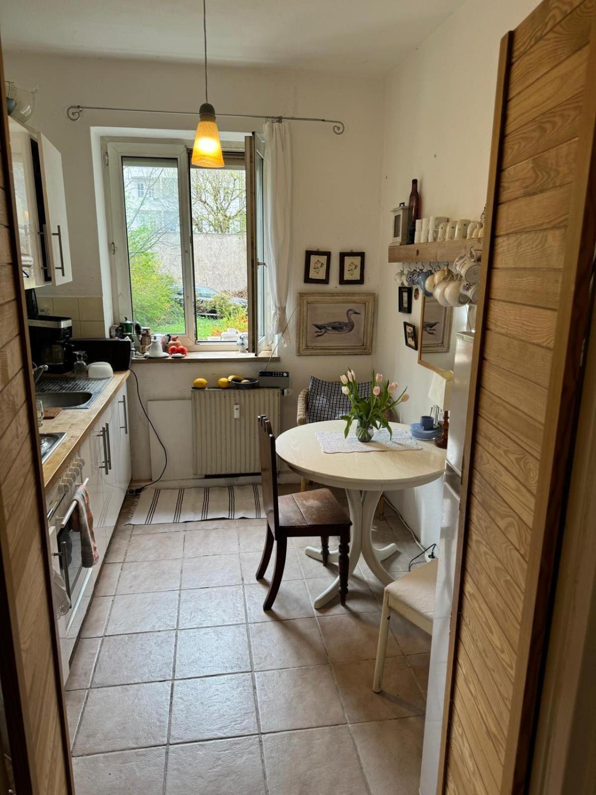 Gemütliches komfortables Zimmer für 1 bzw. 2 Personen im Zentrum Múnich Exterior foto